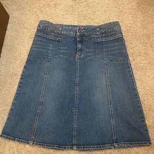 Mid size jean skirt